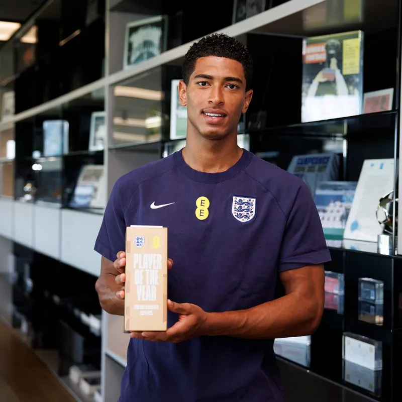 Jude Bellingham holds the England men's Player of the Year award